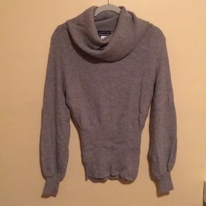 Patagonia Lambswool Cowl neck w / balloon sleeves
